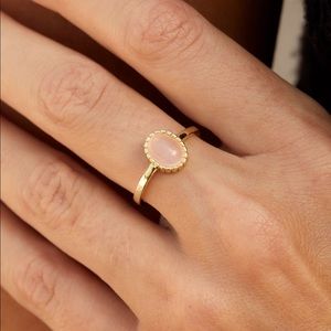 18K YGP Oval Moonstone Ring